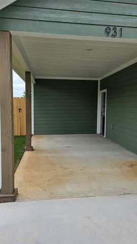 931 West Elm Street, Denison, TX 75020