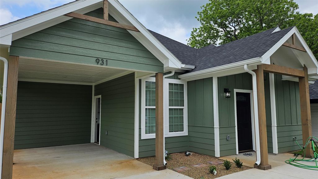931 West Elm Street, Denison, TX 75020