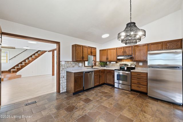 2815 Brookdale Ave, Louisville, KY 40220