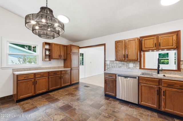 2815 Brookdale Ave, Louisville, KY 40220