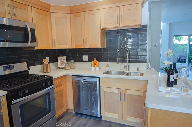 1310 E Orange Grove Boulevard 113, Pasadena, CA 91104