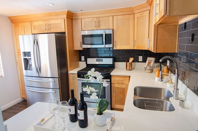 1310 E Orange Grove Boulevard 113, Pasadena, CA 91104