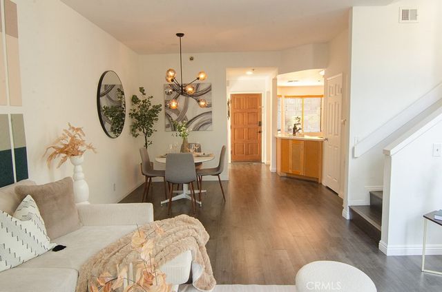1310 E Orange Grove Boulevard 113, Pasadena, CA 91104
