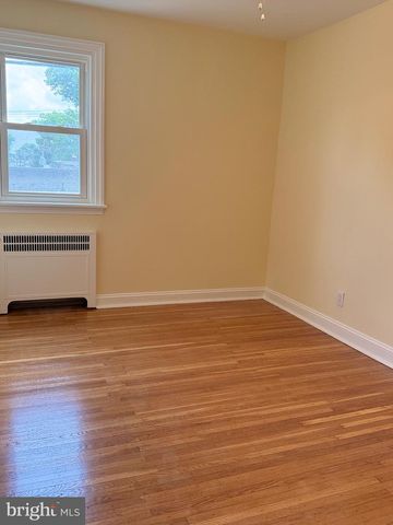 249 GLENDALE RD, Upper Darby, PA 19082
