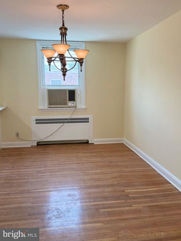 249 GLENDALE RD, Upper Darby, PA 19082