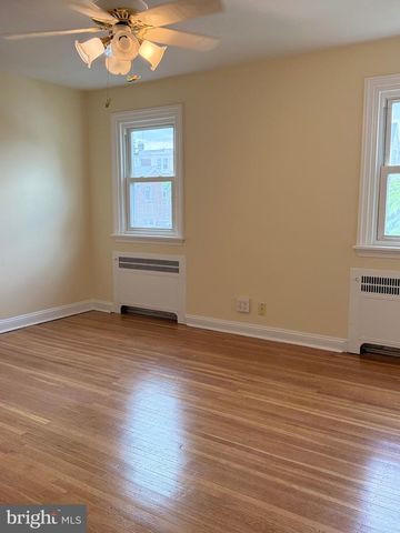 249 GLENDALE RD, Upper Darby, PA 19082