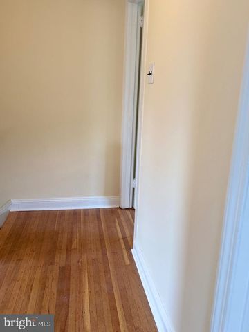 249 GLENDALE RD, Upper Darby, PA 19082