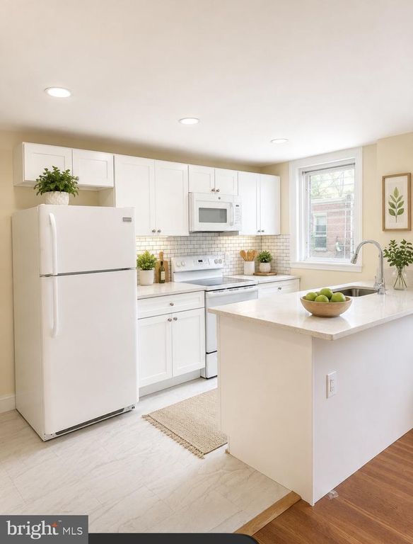 249 GLENDALE RD, Upper Darby, PA 19082