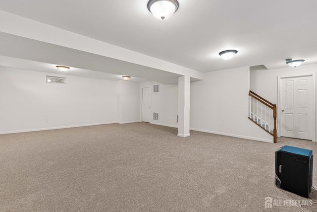 406 Arnold Drive, Florence, NJ 08518