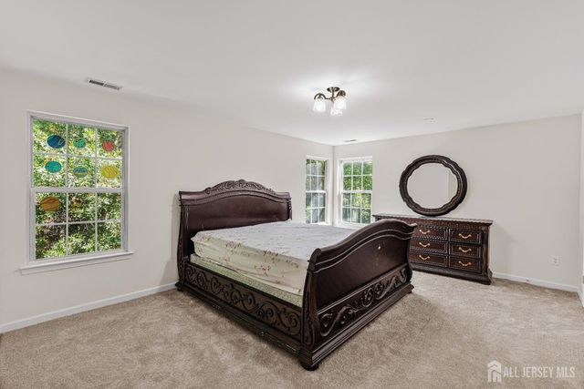 406 Arnold Drive, Florence, NJ 08518