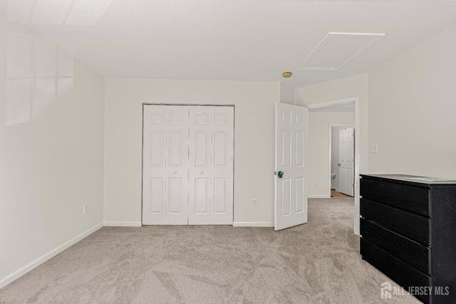 406 Arnold Drive, Florence, NJ 08518