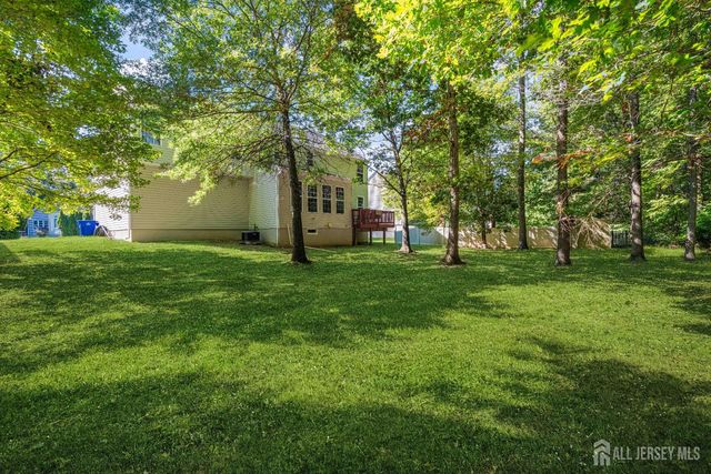 406 Arnold Drive, Florence, NJ 08518