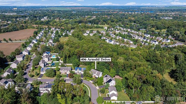 406 Arnold Drive, Florence, NJ 08518