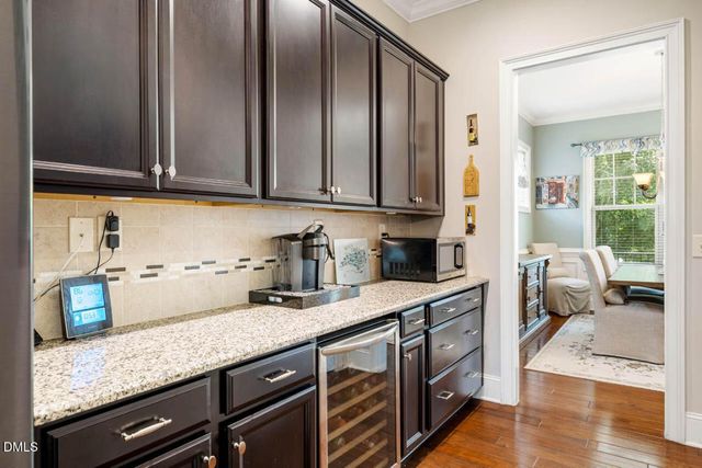 124 Restonwood Drive, Apex, NC 27539