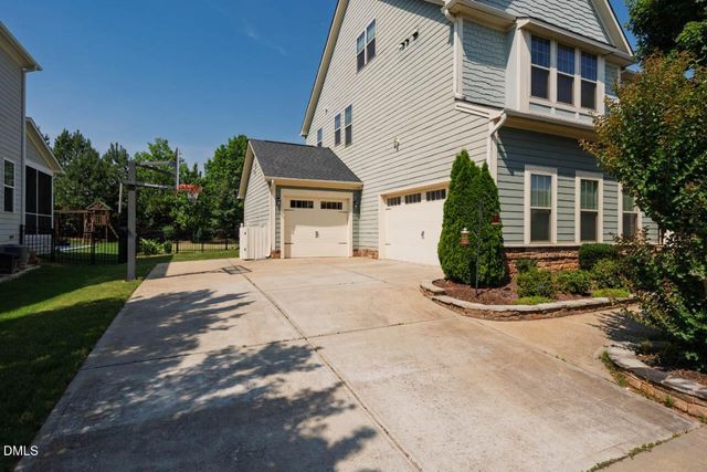 124 Restonwood Drive, Apex, NC 27539