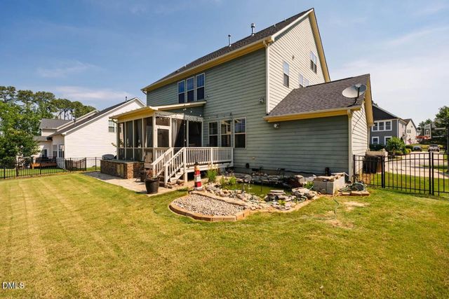 124 Restonwood Drive, Apex, NC 27539