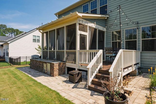 124 Restonwood Drive, Apex, NC 27539