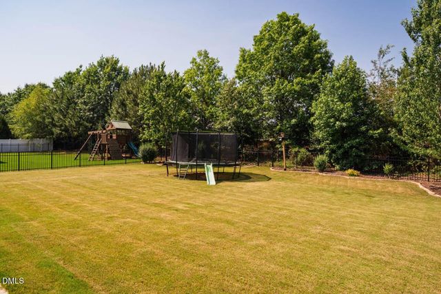 124 Restonwood Drive, Apex, NC 27539