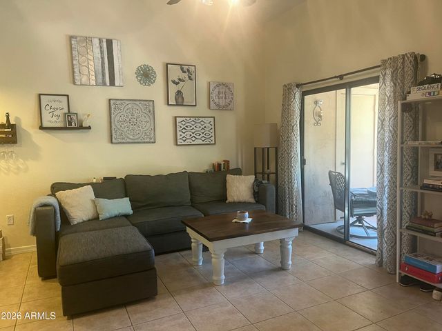 1351 N PLEASANT Drive N 2062, Chandler, AZ 85225