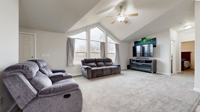 84303 N 451 Pr Ne, West Richland, WA 99353