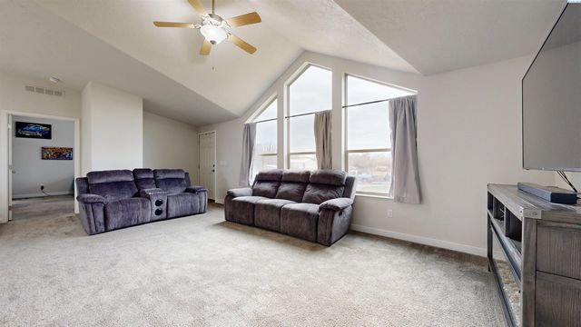 84303 N 451 Pr Ne, West Richland, WA 99353