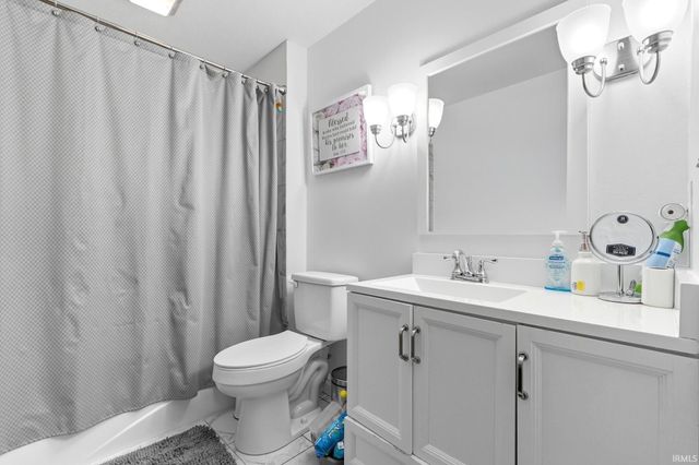 3516 Debeney Drive, Fort Wayne, IN 46816