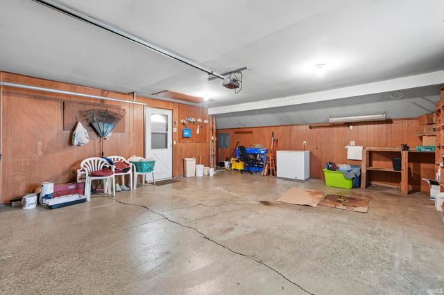 3516 Debeney Drive, Fort Wayne, IN 46816