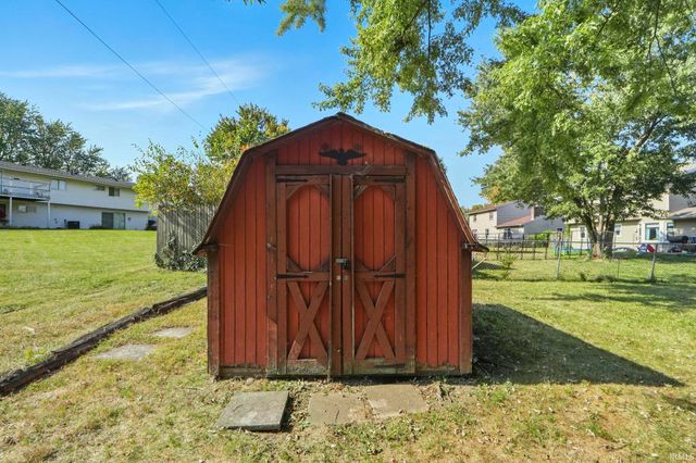 3516 Debeney Drive, Fort Wayne, IN 46816