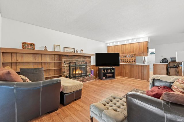 3516 Debeney Drive, Fort Wayne, IN 46816