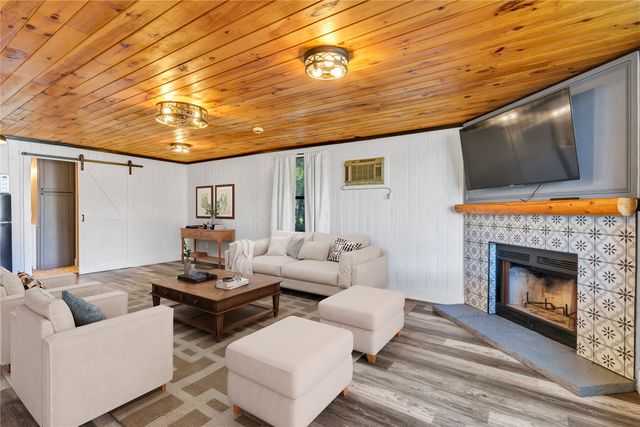 3814 Pawnee Court, Granbury, TX 76048