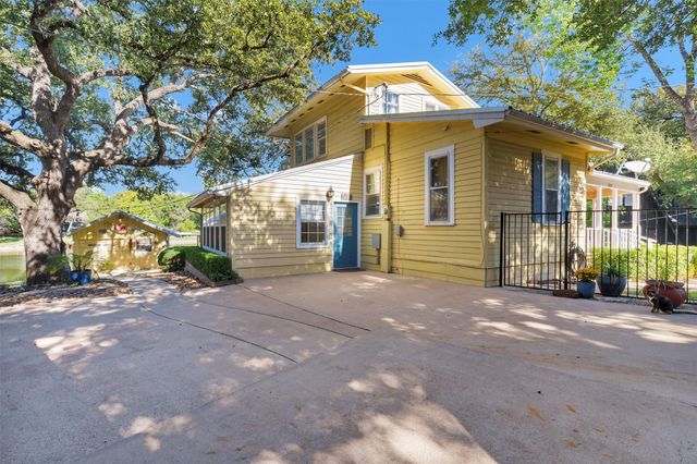 3814 Pawnee Court, Granbury, TX 76048