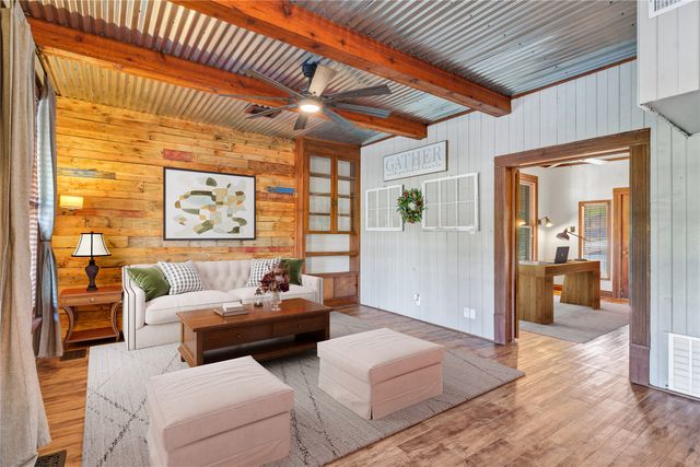 3814 Pawnee Court, Granbury, TX 76048