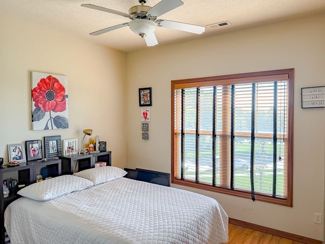 2702 NE Oak Drive 2, Ankeny, IA 50021