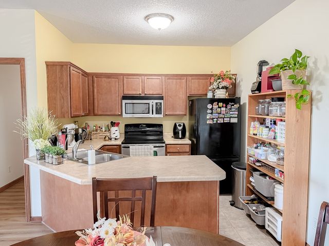 2702 NE Oak Drive 2, Ankeny, IA 50021