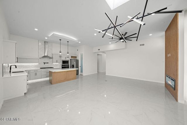 15052 Conviction Avenue, El Paso, TX 79938