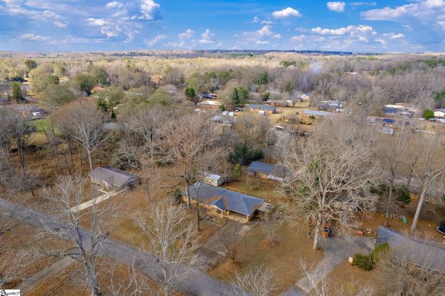 231 Cloverhill Drive, Anderson, SC 29624