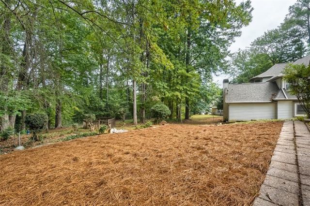 109 Carolinas Way, Fayetteville, GA 30215