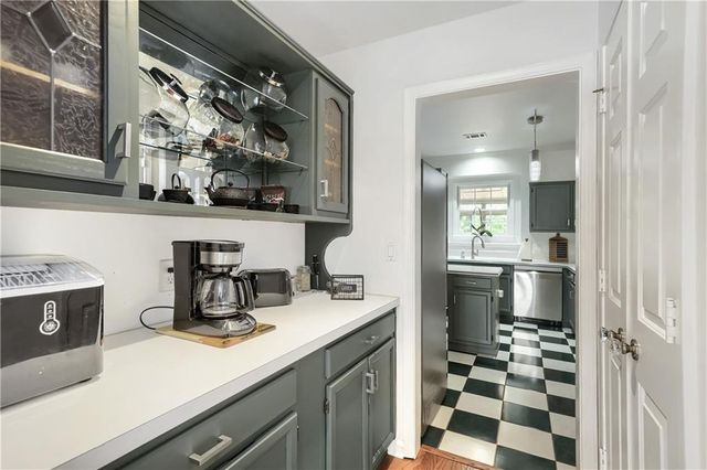 109 Carolinas Way, Fayetteville, GA 30215