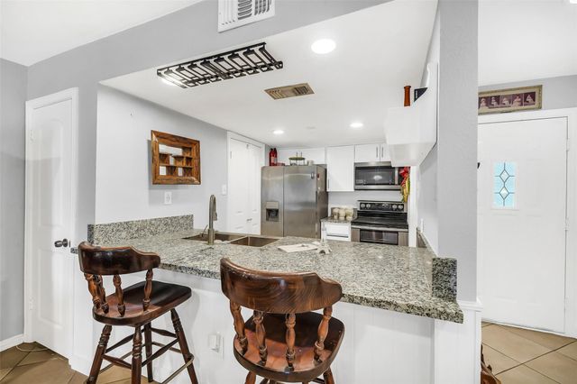 64 April Hill, Conroe, TX 77356