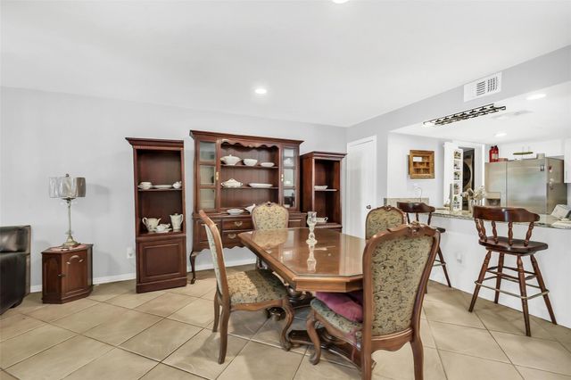 64 April Hill, Conroe, TX 77356