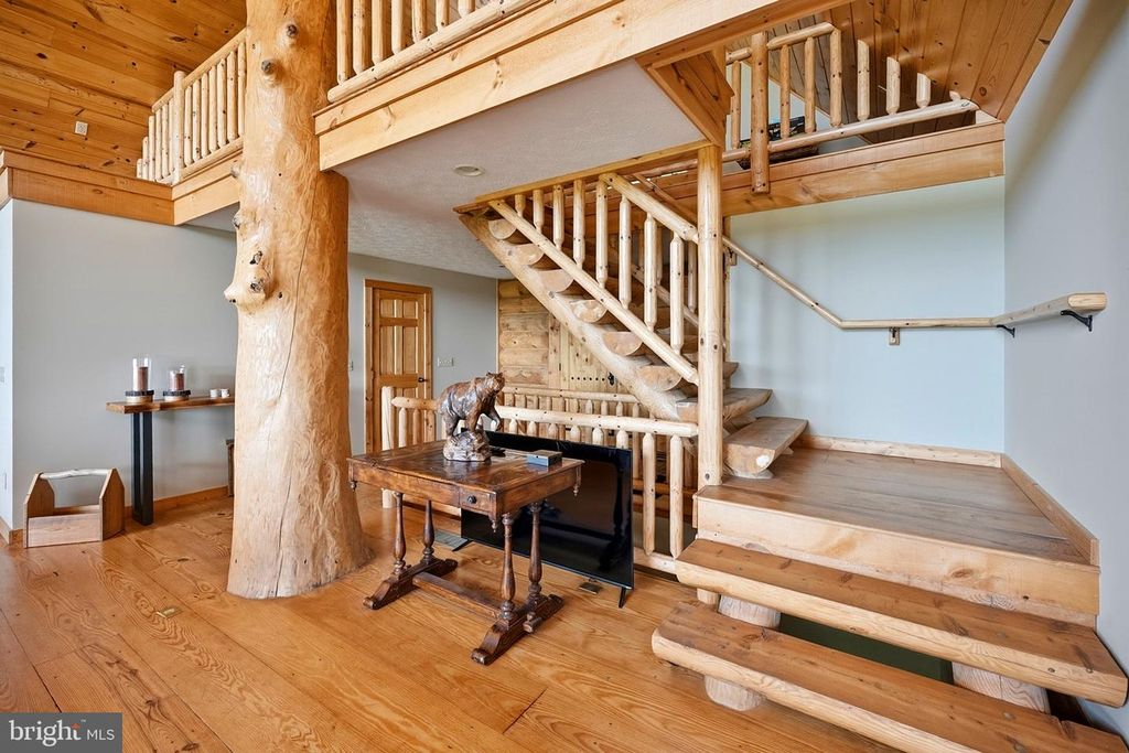 Image 30 of property listing at 670 WOODLANDS HILL LN, Oakland, MD 21550