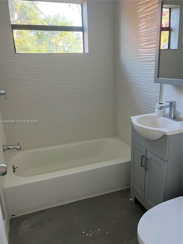 2126 Arthur St 1, Hollywood, FL 33020