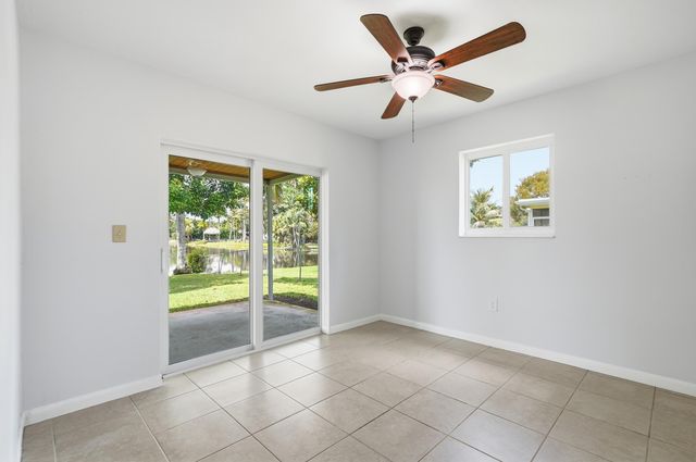 5261 SW 89th Avenue, Cooper City, FL 33328