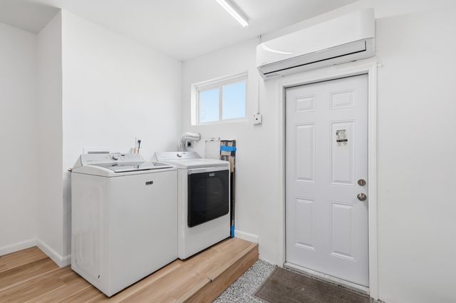 5261 SW 89th Avenue, Cooper City, FL 33328