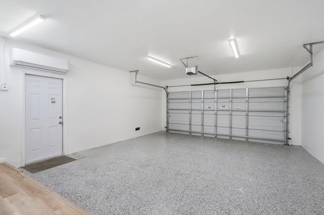 5261 SW 89th Avenue, Cooper City, FL 33328