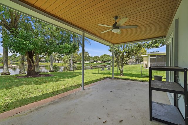 5261 SW 89th Avenue, Cooper City, FL 33328