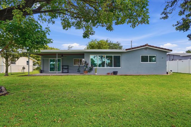 5261 SW 89th Avenue, Cooper City, FL 33328