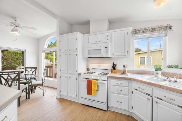 3 Lighthouse Road, Half Moon Bay, CA 94019