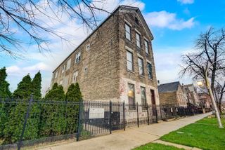 2326 S Sacramento Avenue, Chicago, IL 60623