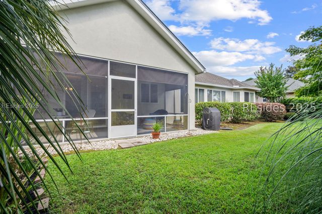 214 Hampton Cir, Bluffton, SC 29909